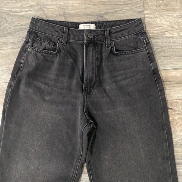 Black wide flare petite jeans - Picture 6 of 14